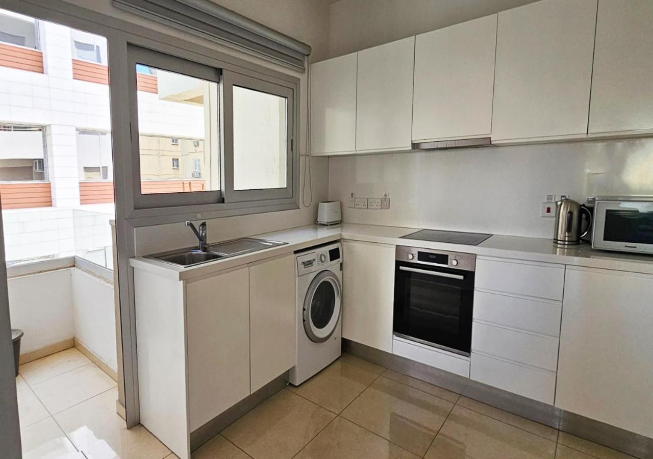 Phaedrus Living: City Centre Luxury Flat Esperidon 201 Nikosia Eksteriør bilde